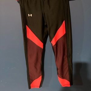Under Armor 3/4 compression leggings